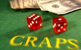 Live Casino kno9 – dealer profesional meja Baccarat dan Roulette langsung streaming HD
